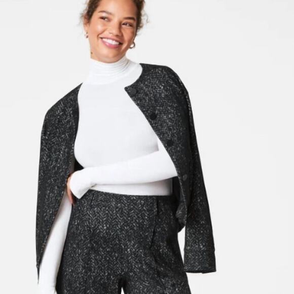 SPANX Jackets & Blazers - Spanx Twill Printed Snap Oversized Jacket Size XL Gray Black